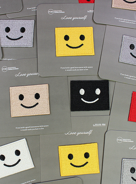 方形方块笑脸刺绣布贴黑色灰色白色可烫可缝diy衣服背包装饰补洞