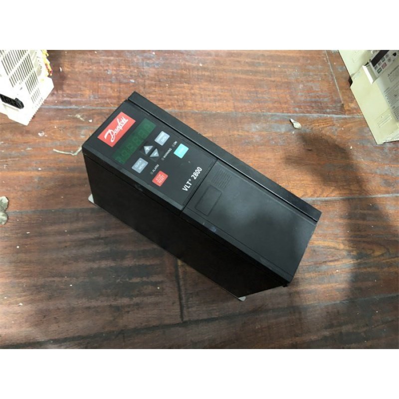 拆机丹弗斯变频器 VLT2822PT4B20STR0DBF00A00C1 已质保