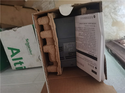 全新施耐德变频器310系列1.5KW,ATV310HU15N4A现货