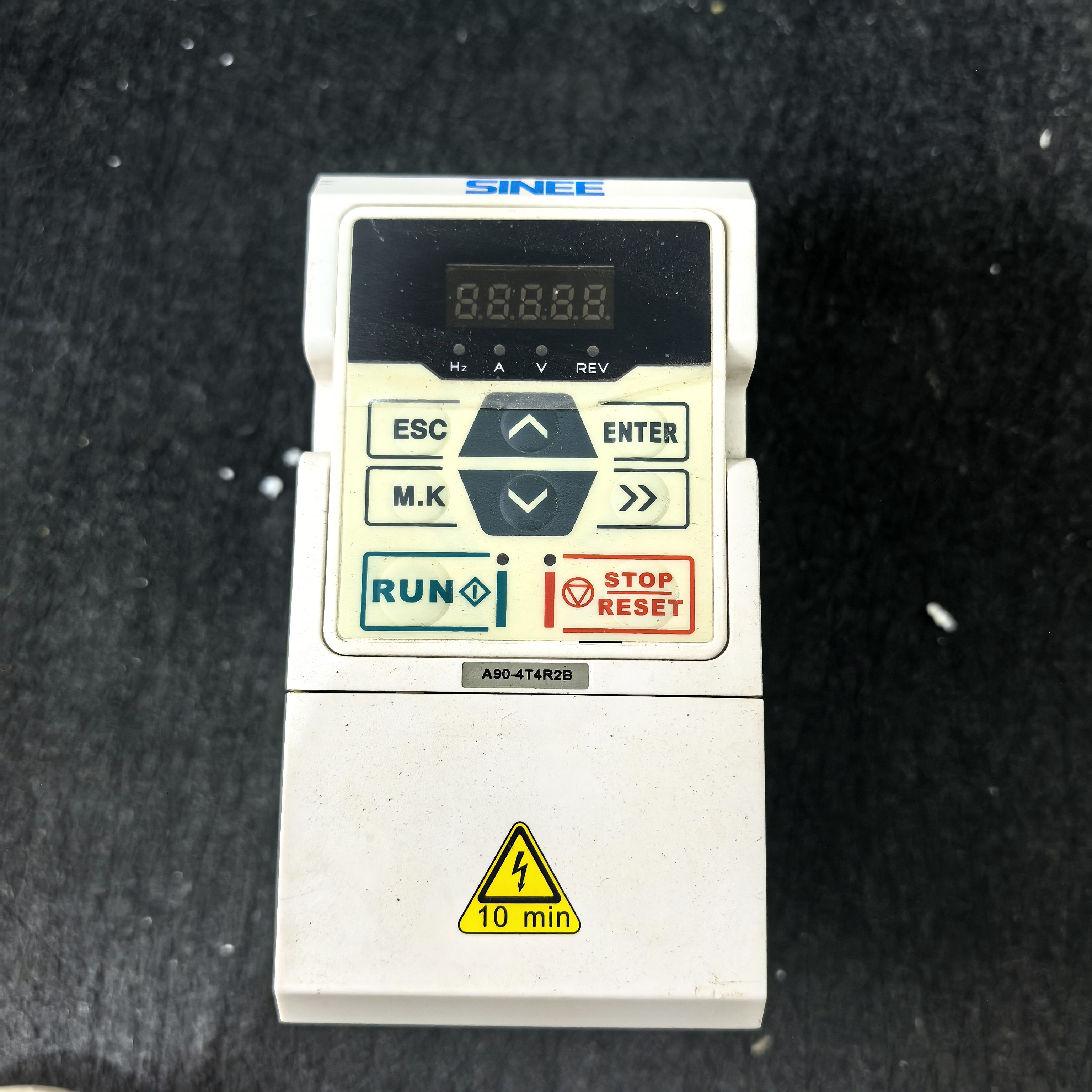 正弦变频器A90-4T4R2B 1.5KW 380V原装拆机 功能包好 二手 SINEE