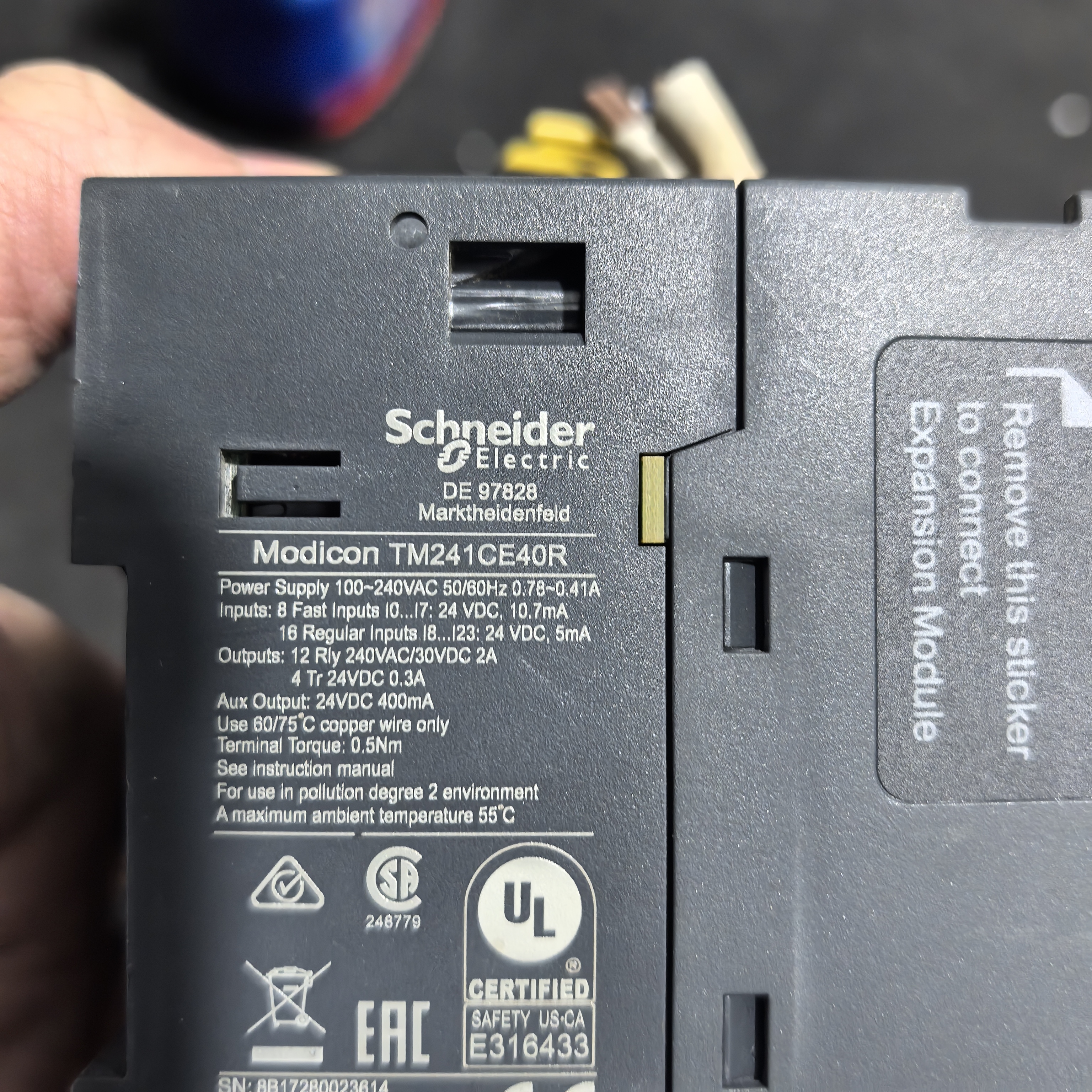 二手施耐德PLC M241 TM241CE40R 原装无修 功能正常 无技术指导