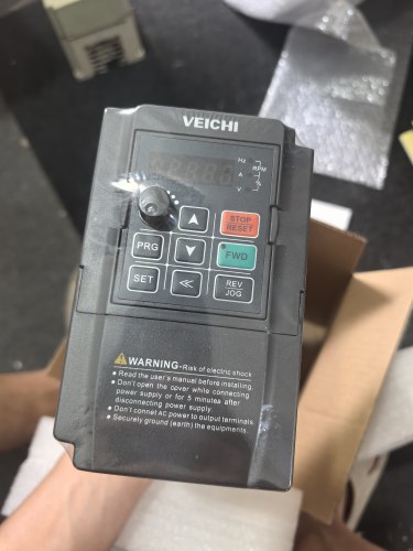 全新伟创变频器1.5KW 220V AC70E-S2-1R5G 原装正品