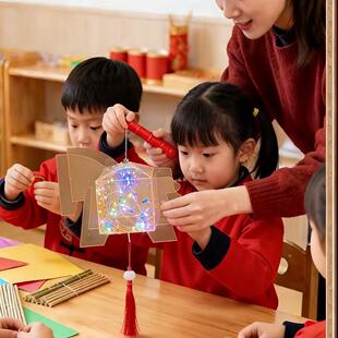 2026新年灯笼儿童手提小马灯材料包diy手工PVC灯笼元宵手持灯笼