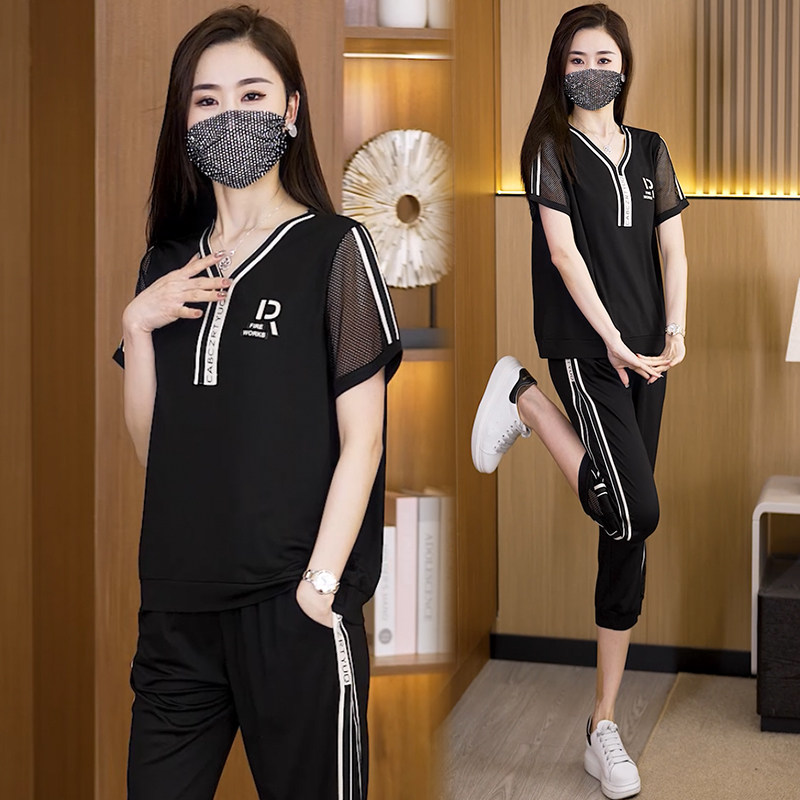 胖妹妹休闲运动套装夏季大码女装胖妹妹时尚v领上衣七分裤两件套