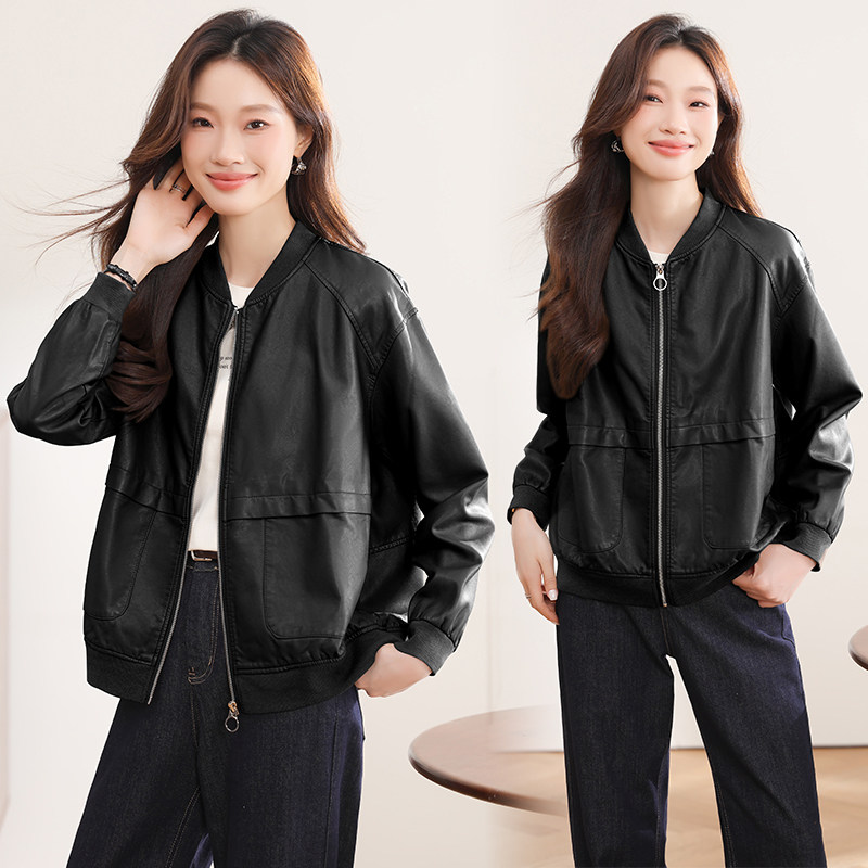 黑色短款宽松显瘦棒球皮衣女