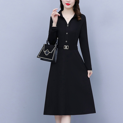 冬天加绒加厚打底连衣裙2025新款女秋冬季高级感配大衣的内搭裙子