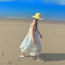 沙滩裙女童海边度假超仙2025新款女大童巨好看的连衣裙夏季吊带裙