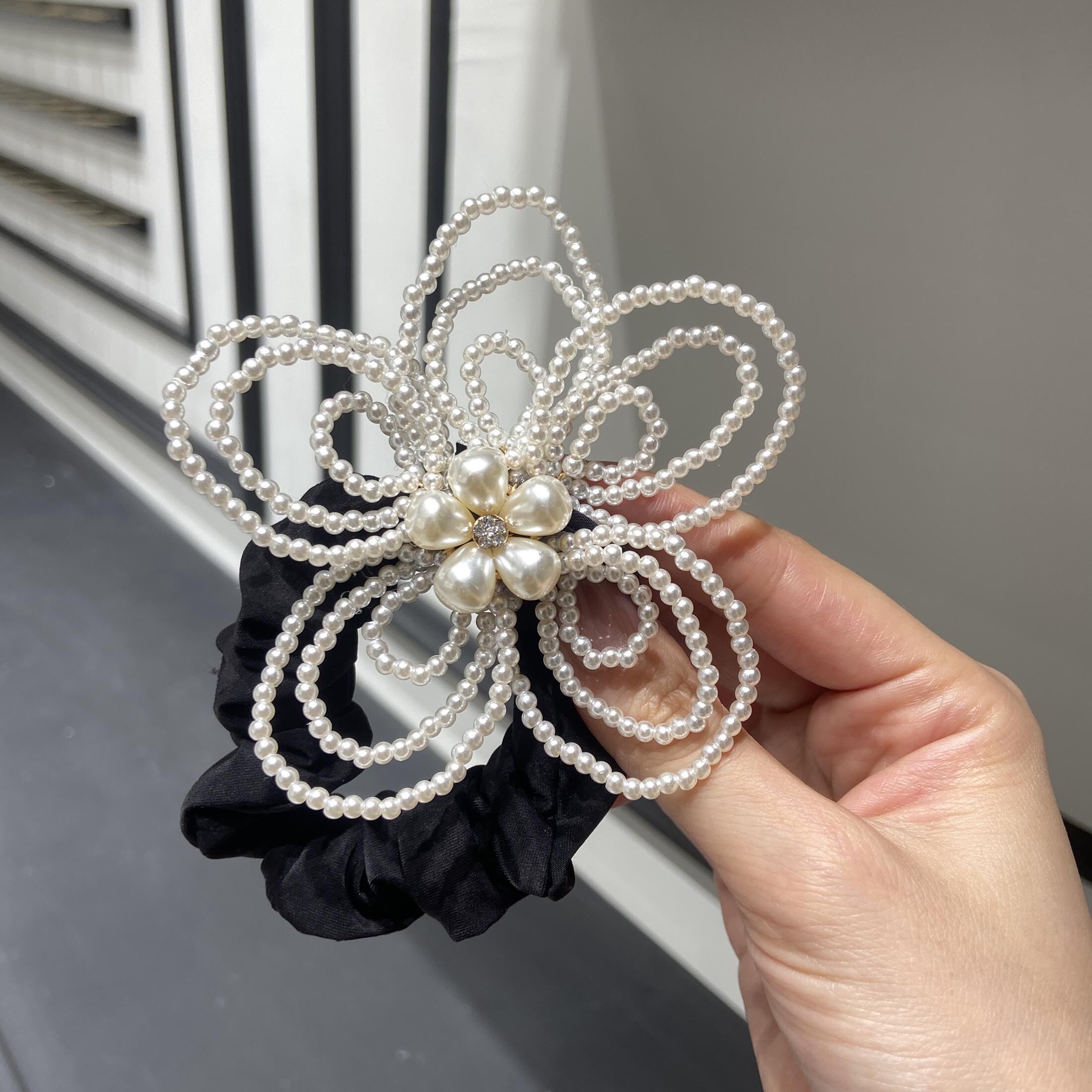 A0225 韩国纯手工珠珠花朵发圈发夹高级发饰高弹力发绳夏日搭配女