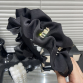 在逃公主min镶钻褶皱发箍高颅顶宽边法式 高级显脸小秋款 发箍F1306