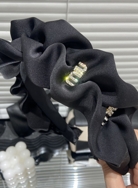 在逃公主min镶钻褶皱发箍高颅顶宽边法式高级显脸小秋款发箍F1306