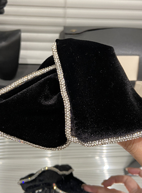 E5038 黑色丝绒水钻13cm抓夹包边三角贝壳女气质后脑勺盘发鲨鱼夹