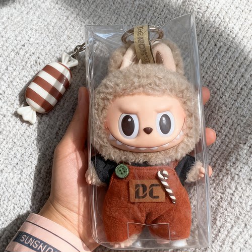 Labubu保护套高清遛娃包