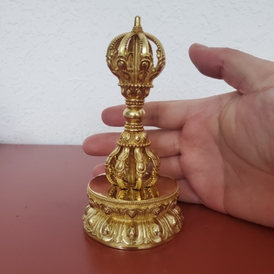 藏传精工纯铜鎏金色九股金刚杵降魔杵底座五股家居供奉摆件