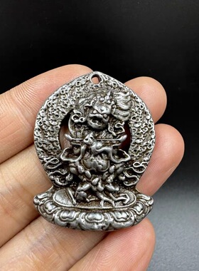 西藏尼泊尔藏式天铁錾刻托甲藏佛大黑天财神西藏文玩寒铁吊坠挂件
