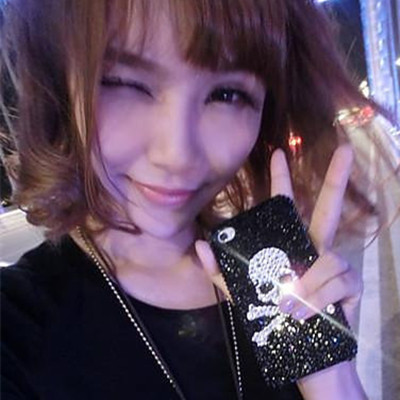 苹果iPhone17promax水钻手机壳