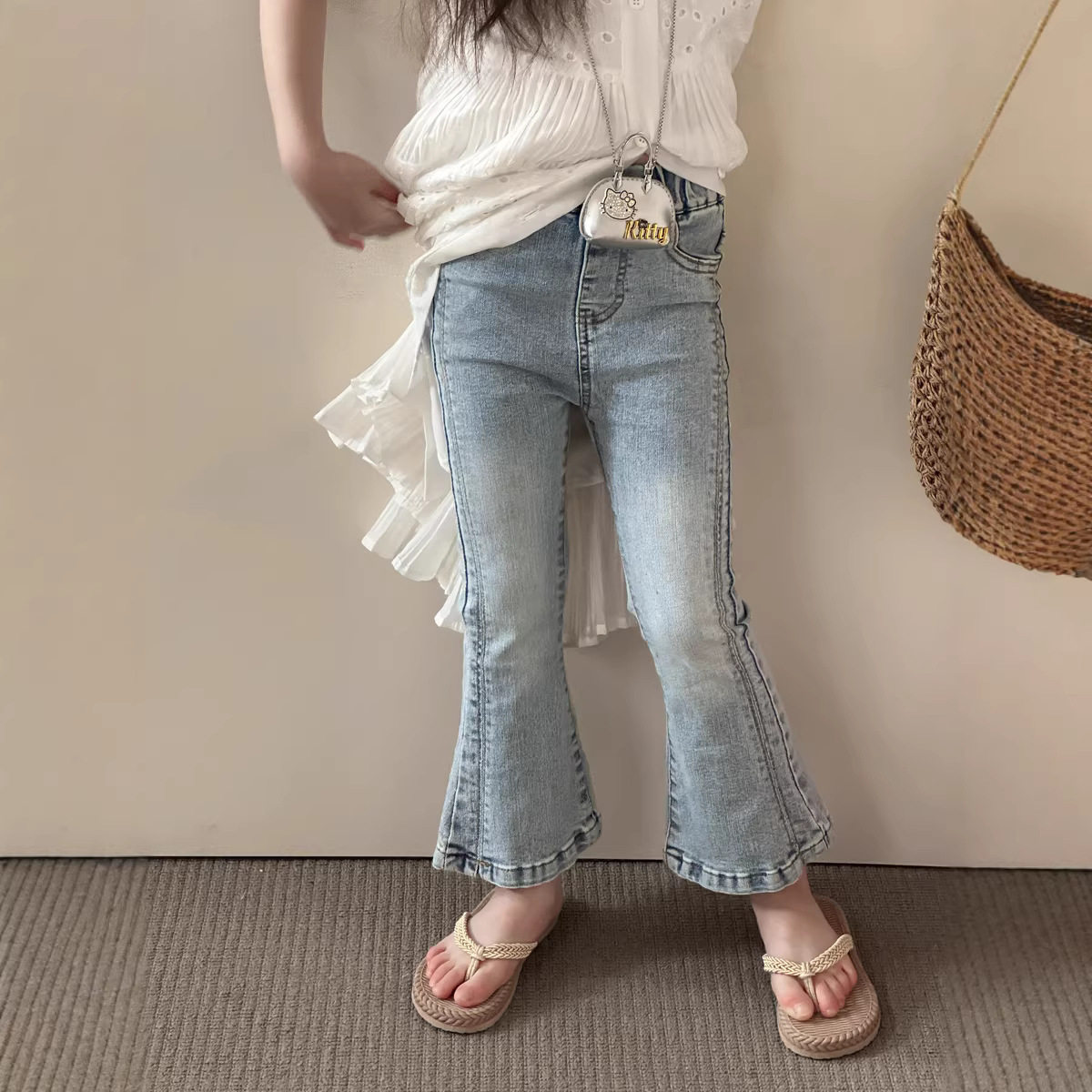 三年四班 女童牛仔喇叭裤 儿童春夏新款韩版弹力牛仔裤微喇裤九分