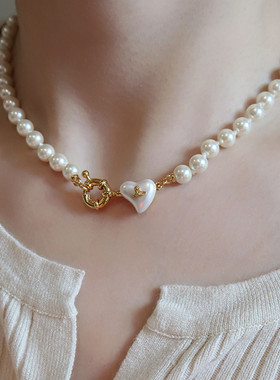 精致爱心土星珍珠项链女简约百搭高级感小众设计复古贝珠锁骨链