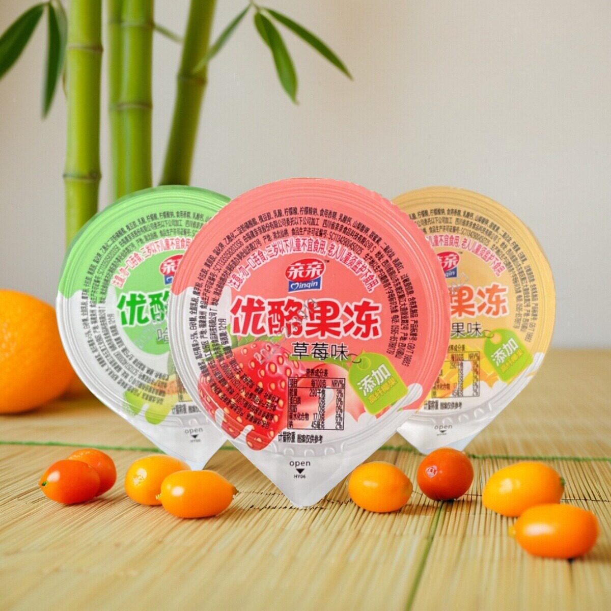 亲亲优酪果冻添加高纤椰果水果味型杯装果粒芒果草莓味儿童小零食