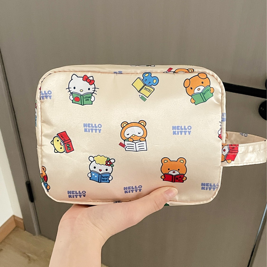 南郭良品缎面kt猫化妆包可爱卡通印花米色三件套收纳包学生宿舍