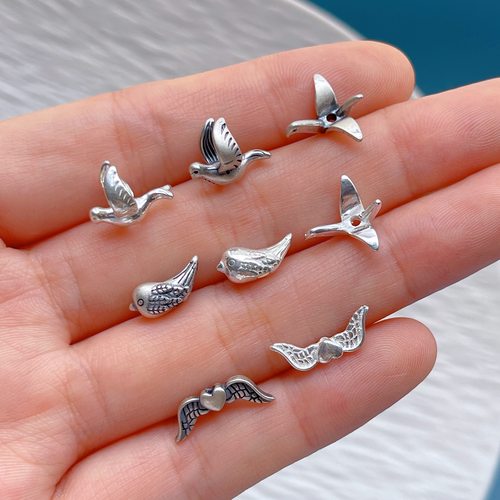 纯银爱心翅膀喜鹊千纸鹤隔珠吊坠