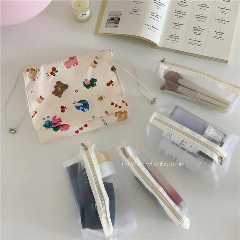 化妆包大容量便携女旅行网纱分区收纳洗漱包防泼水网纱护肤收纳袋