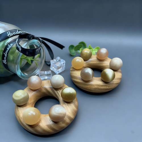 选用老牛角天然原料，2.0大圆珠