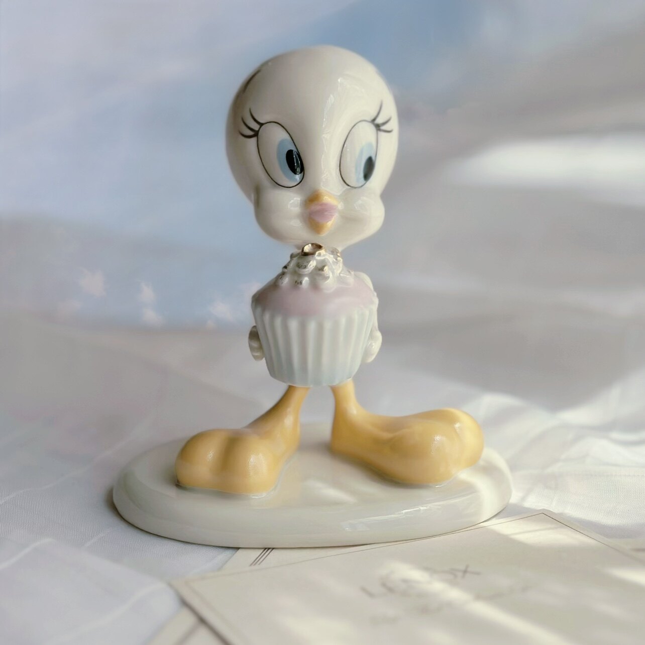 迪士*卡通翠儿描金陶瓷摆件