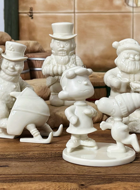 雪人滑雪胡桃夹子士兵史努比摆件