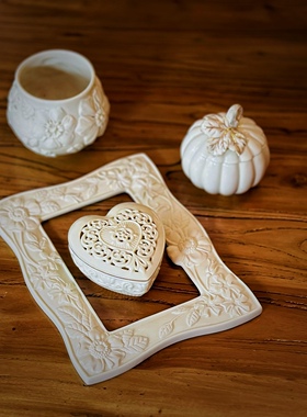 美国陶瓷浮雕相框镂空