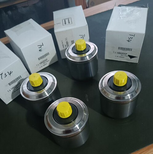 迈凯伦720S蓄压器总成蓄压球