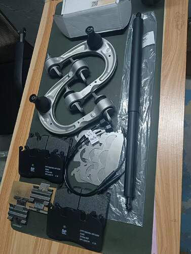 迈凯伦720S碳陶刹车片650S 570S 540C 600LT刹车感应线刹车盘卡钳