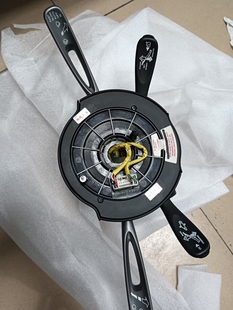 12C雨刮控制臂 720油丝MP4 570转向开关 650S拨片 迈凯伦组合开关