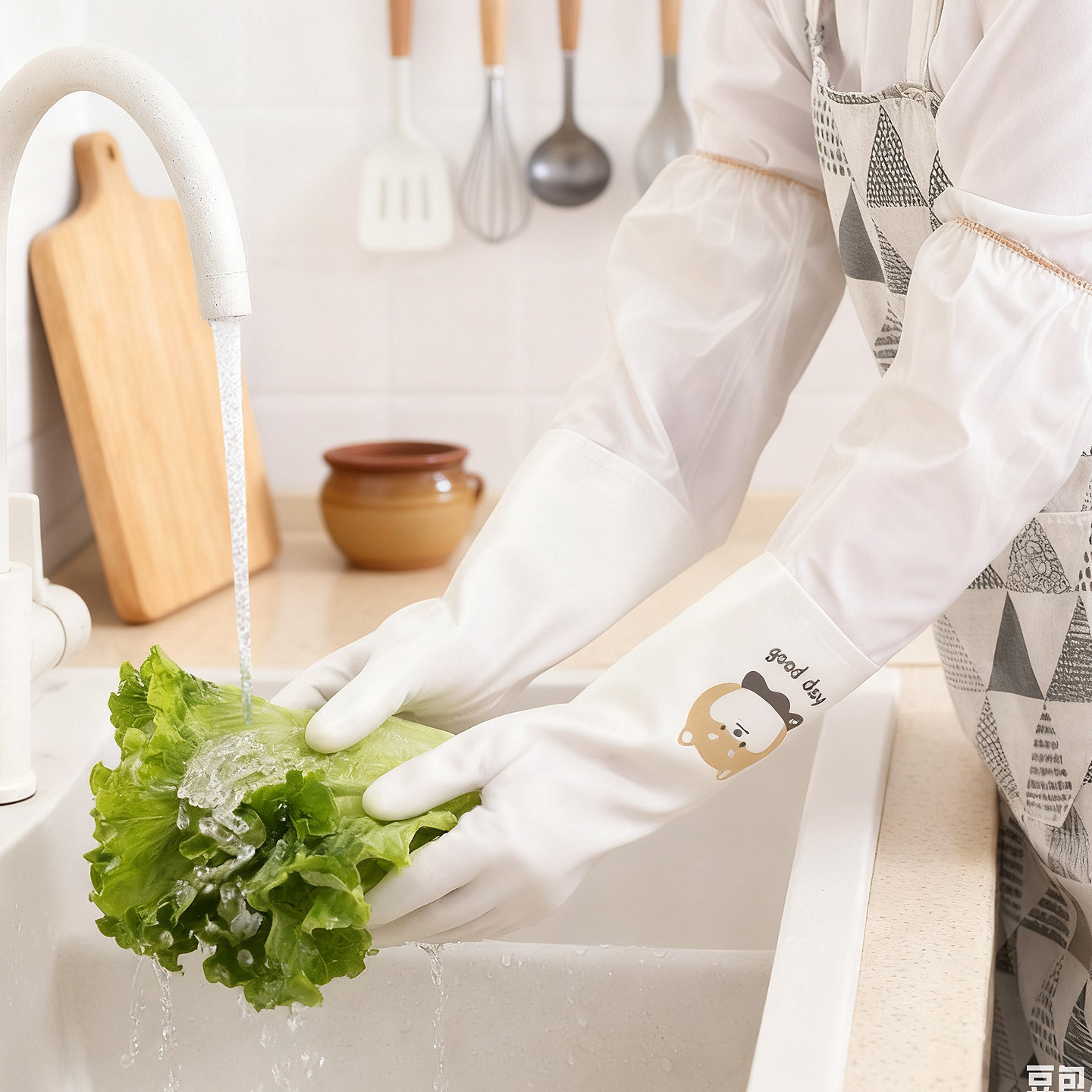 厨房洗碗手套女防水防油加厚耐用洗衣服家用家务清洁工作橡胶乳胶