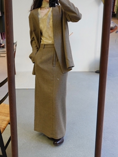 Cha 官方 | io adesso futura 褐色羊毛分割领西装套装