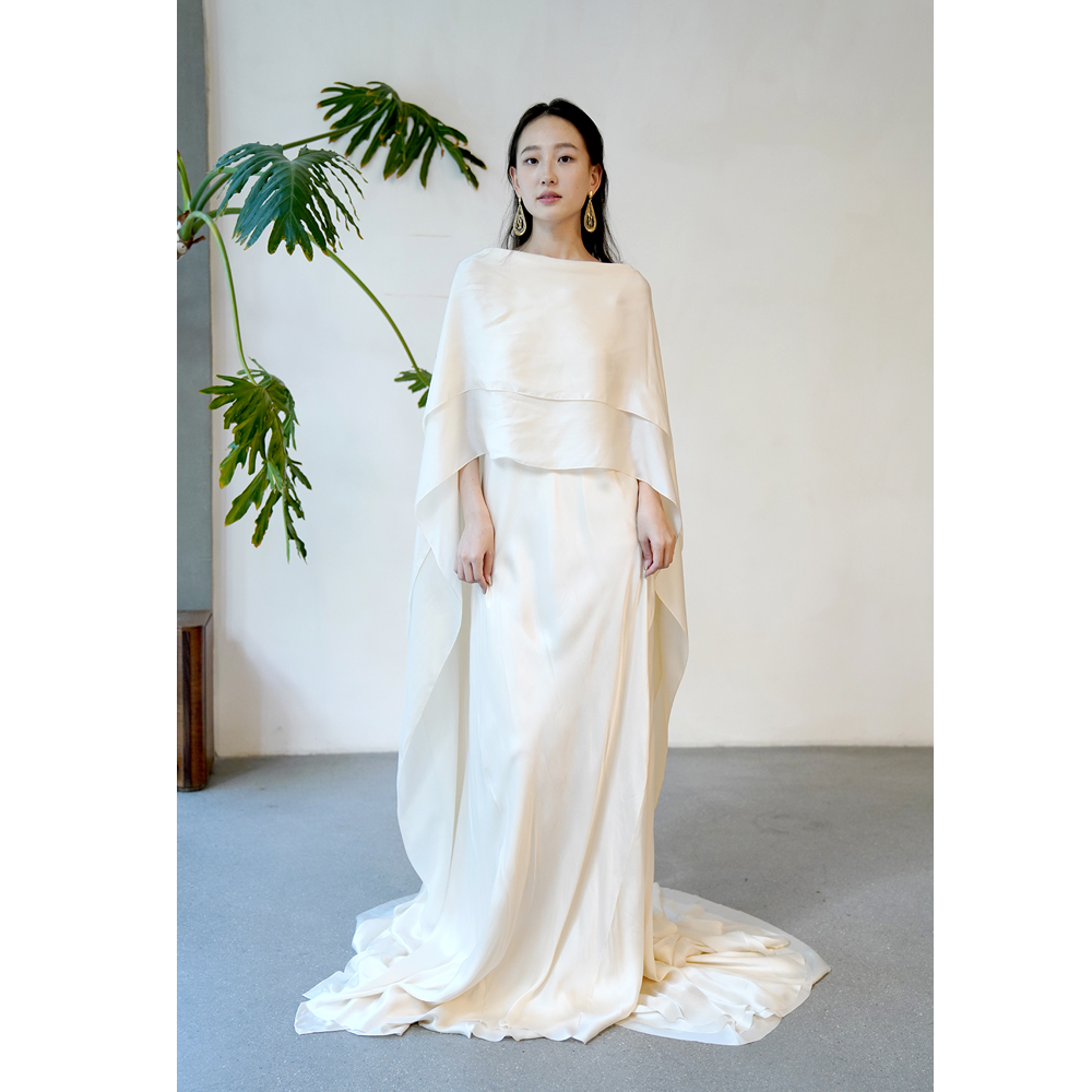 Cha 官方 | Cortana 婚纱礼服系列 LIRIO 珍珠丝绸缎面系带连衣裙