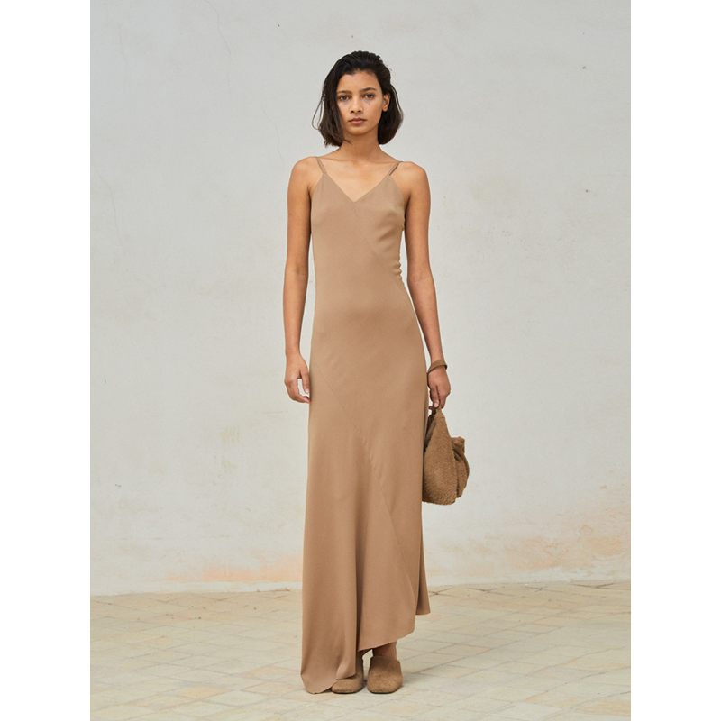 Cha | Cortana SABRINA弹力真丝V领优雅吊带连衣裙