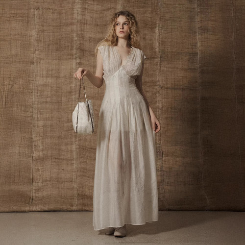 Cha 官方 | Mutedance 25SS 植物染绉纱收腰连衣裙