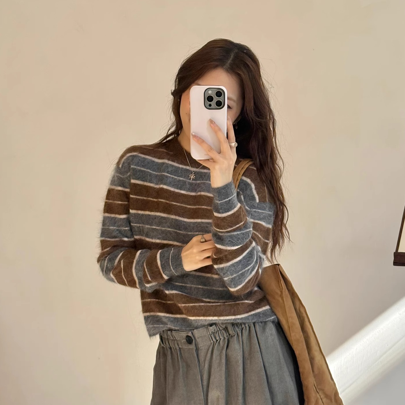 Cha官方 | GUEST IN RESIDENCE 26早春Grizzly Stripe Crew羊绒衫