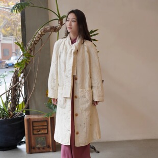 Cha 官方 | Mutedance 灰白色植物印染围巾口袋棉服