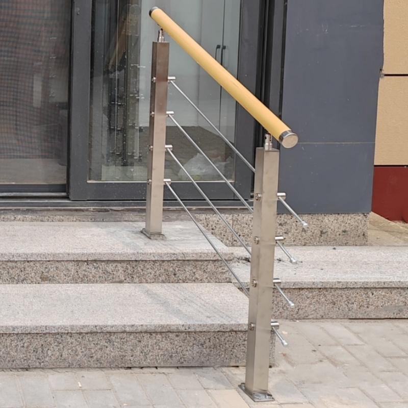 家用走廊门口平台庭院室外围栏杆