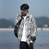 白色