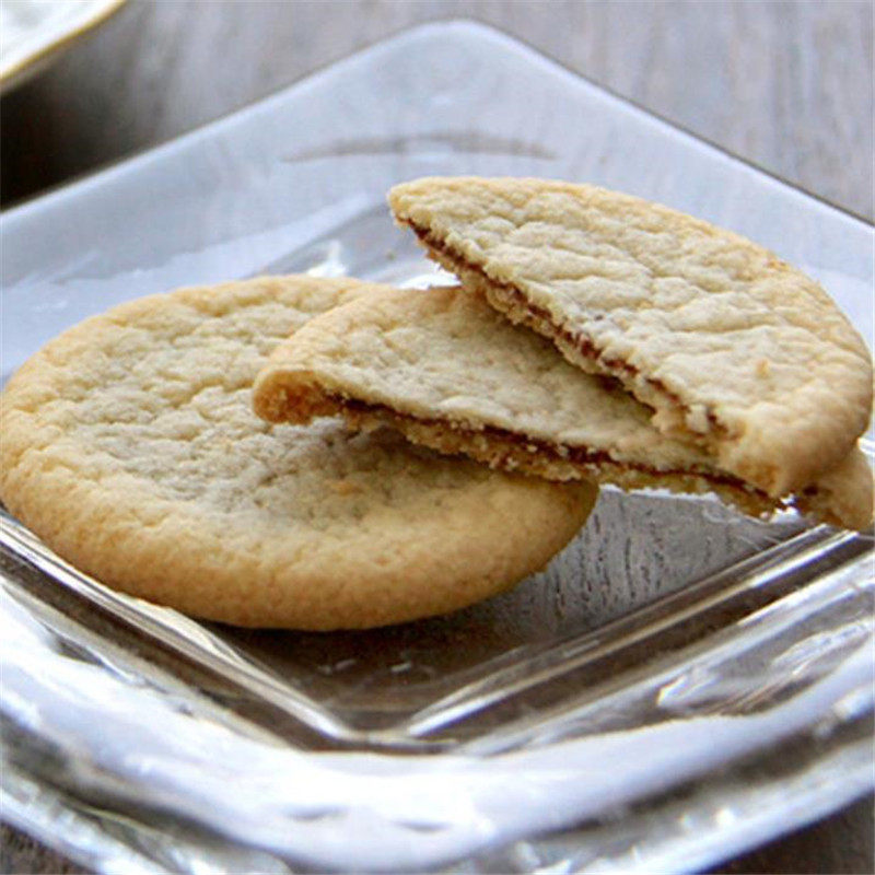 日本直邮北海道特产甜品巧克力夹心小麦饼干礼盒进口零食1盒