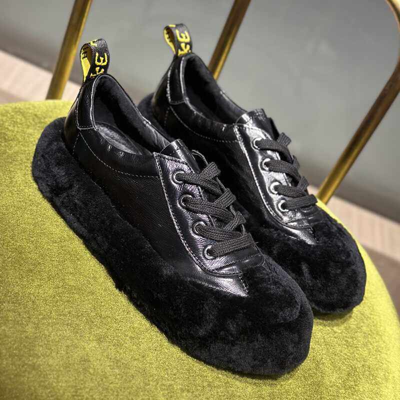 羊毛欧洲站2025冬季新款真皮牛皮加绒保暖黑色休闲鞋女板鞋毛毛鞋,女鞋,深口单鞋,淘宝优惠券,粉丝福利购,淘宝优惠卷