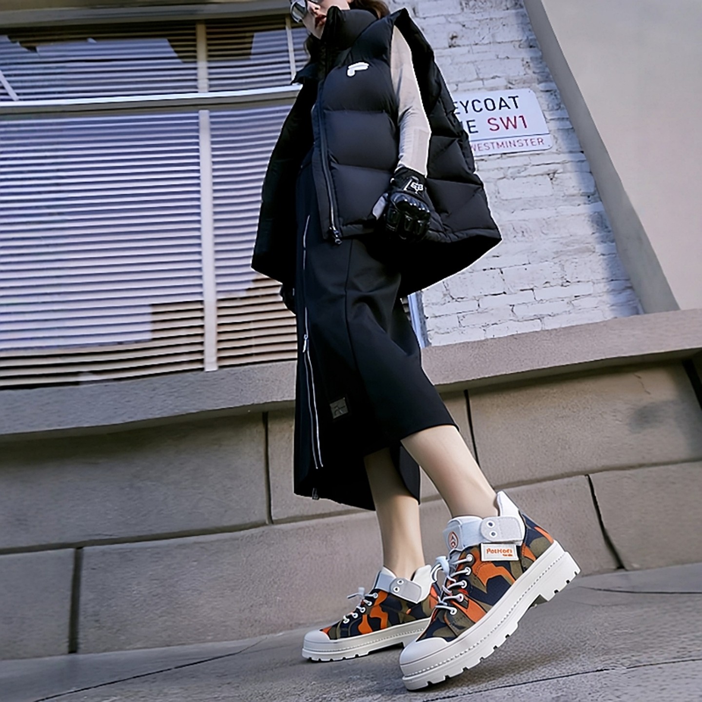 人本高帮鞋女休闲拼色圆头迷彩软底耐磨中跟学院风百搭板鞋帆布鞋,女鞋,高帮鞋,淘宝优惠券,粉丝福利购,淘宝优惠卷