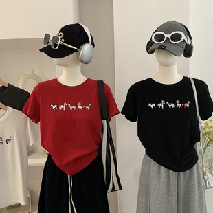 简约休闲显瘦百搭刺绣卡通小马短袖 时尚 新款 本命年红T恤2026春季