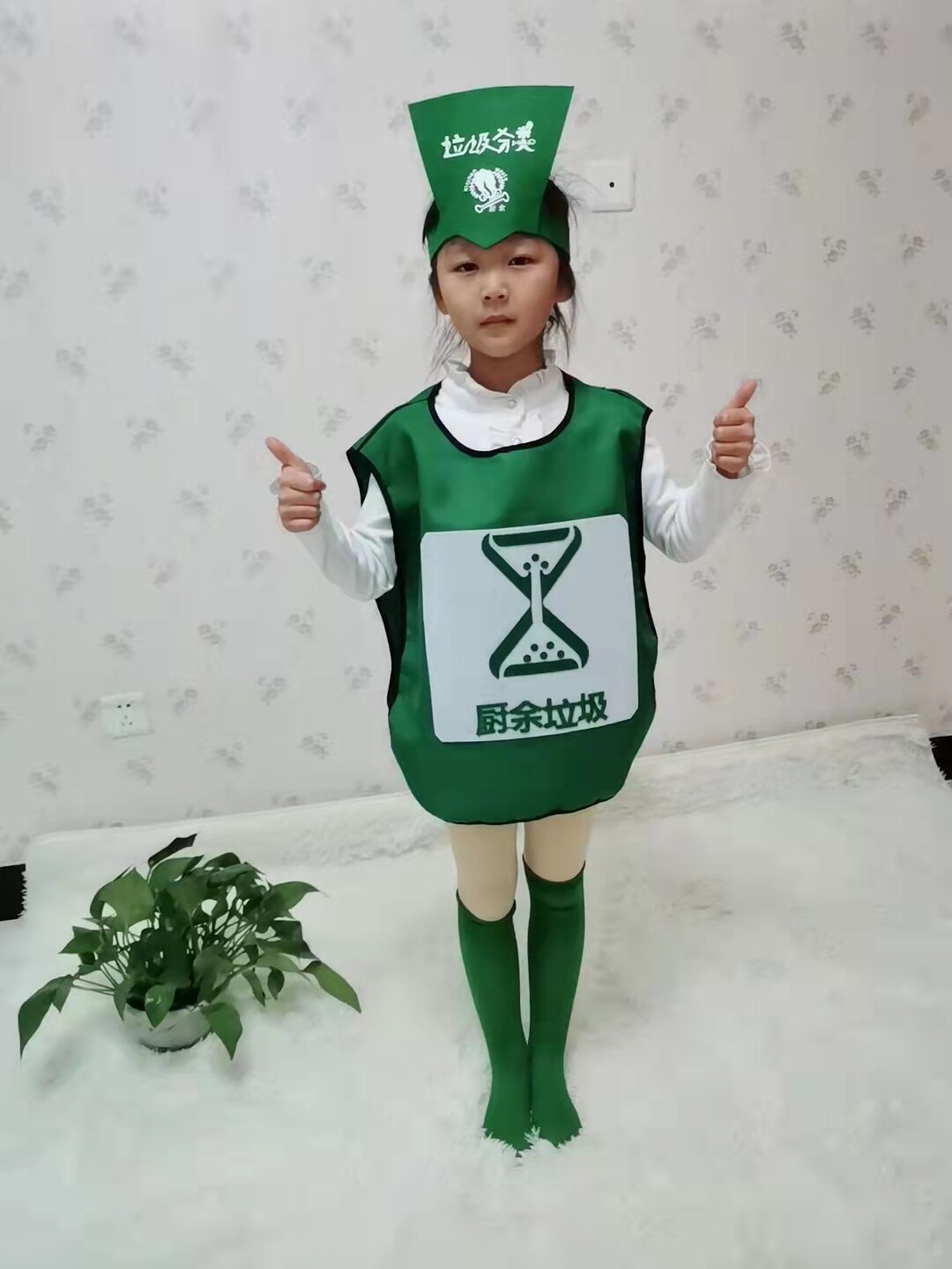 儿童垃圾分类玩偶服装垃圾桶创意演出服学校亲子服装垃圾分类衣服