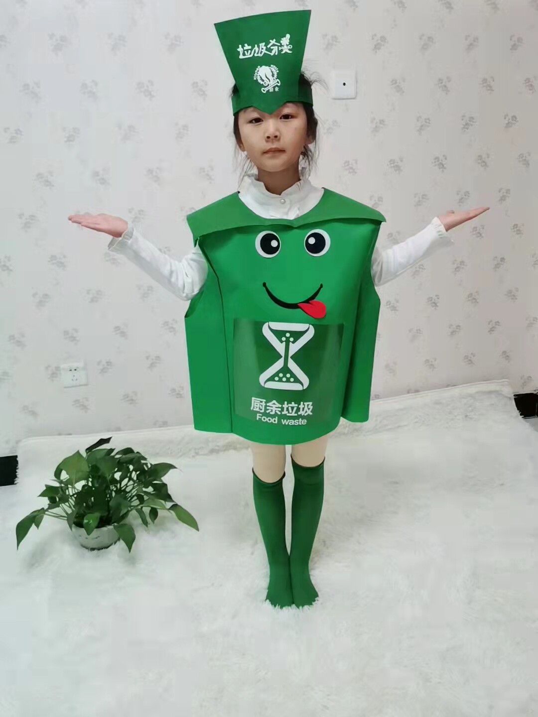 儿童垃圾分类卡通玩偶宣传道具服装四色分类垃圾桶环保表演行走服
