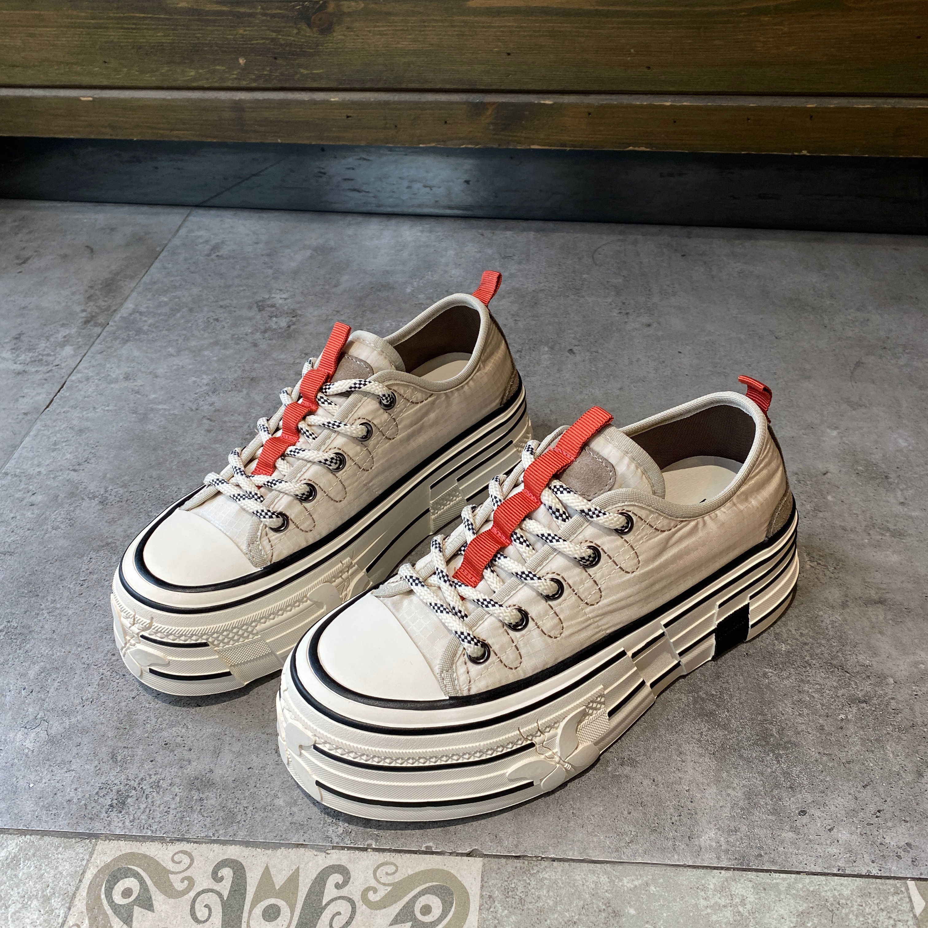 增高厚底系带布鞋女2026春季新款时尚百搭舒适透气休闲运动板鞋潮