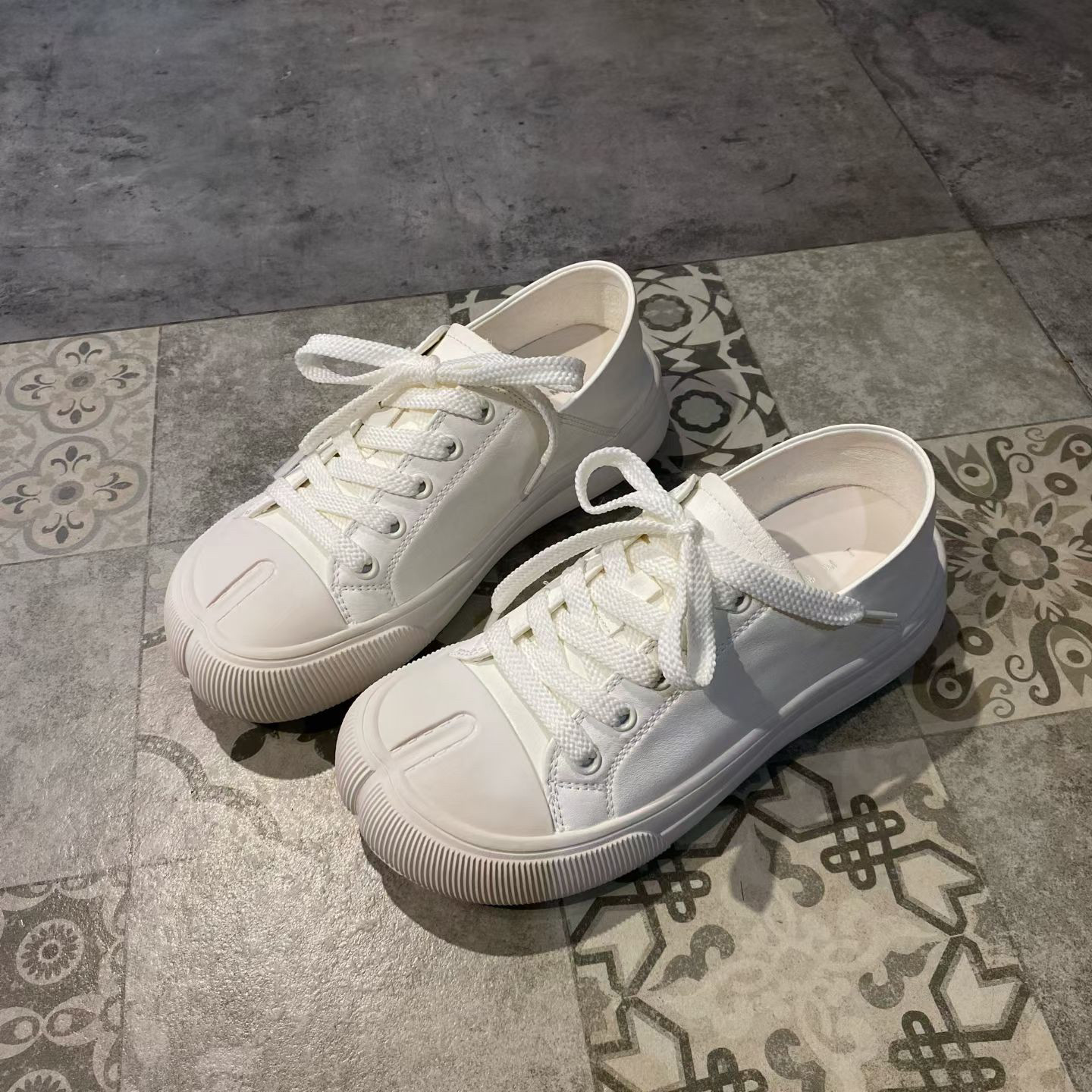 真皮软底两穿小白鞋女2026夏季新款时尚个性百搭运动休闲鞋板鞋潮