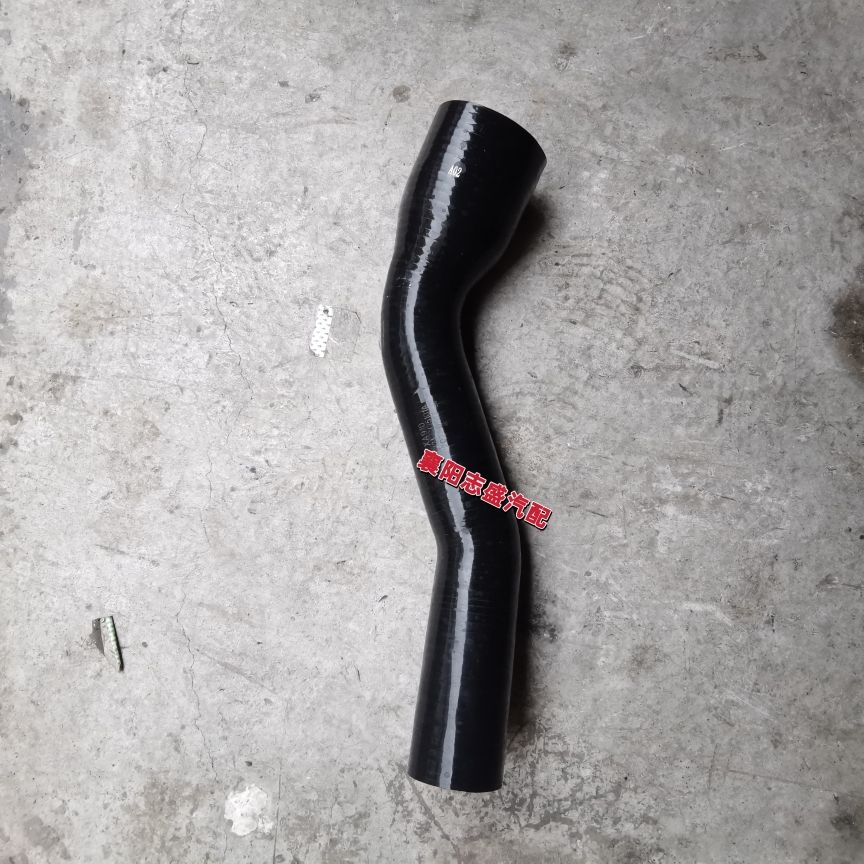 东风多利卡中冷器进气胶管中冷器管1119121-CQ5101